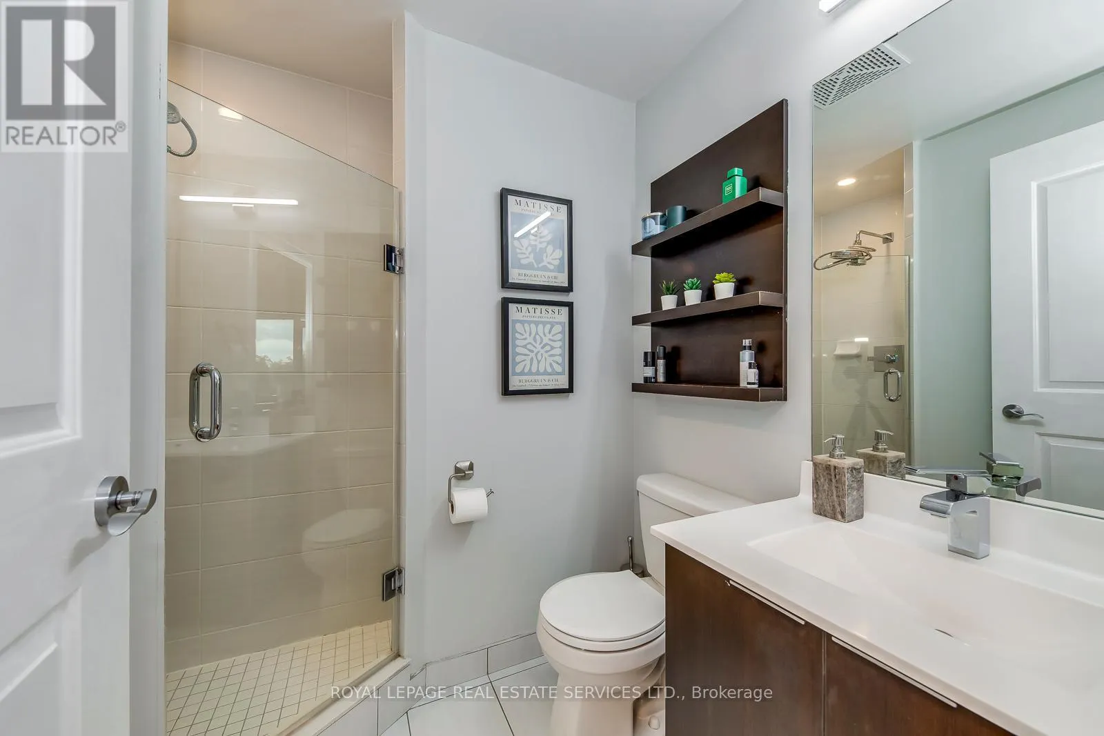 203 - 16 BROOKERS LANE