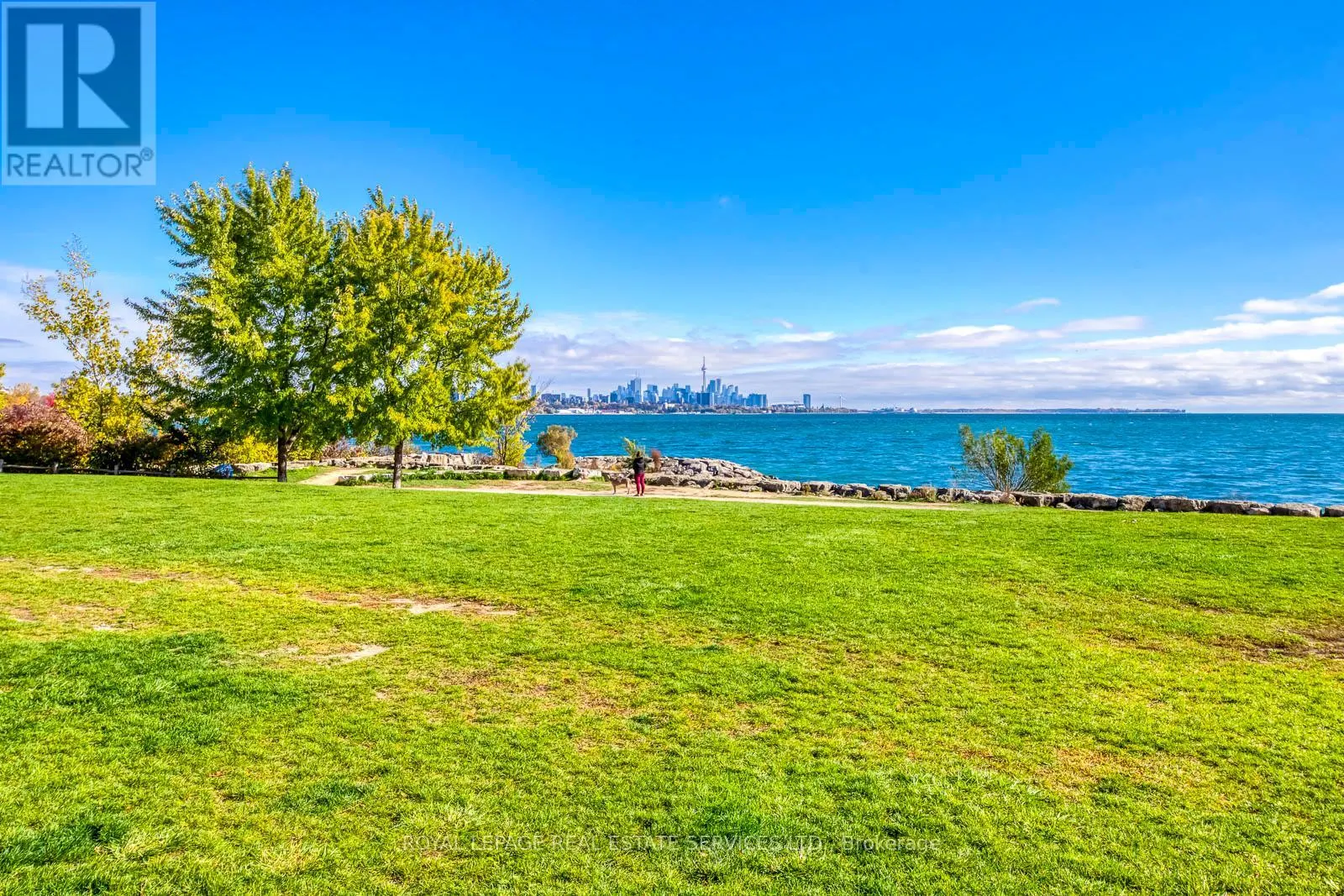 203 - 16 BROOKERS LANE