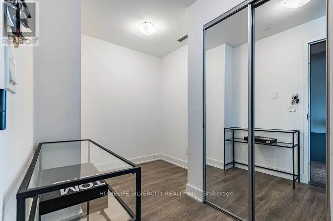 709 - 2481 TAUNTON ROAD