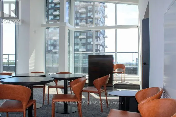 709 - 2481 TAUNTON ROAD