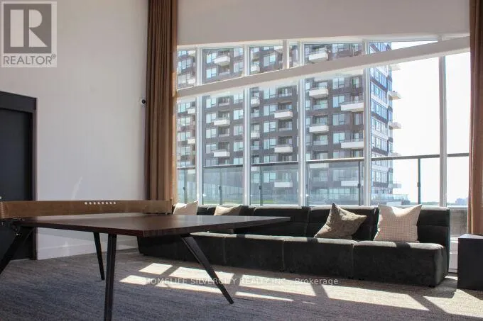 709 - 2481 TAUNTON ROAD