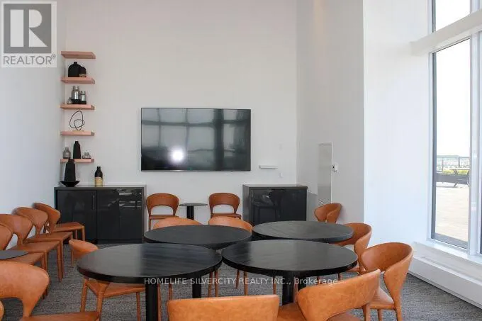 709 - 2481 TAUNTON ROAD