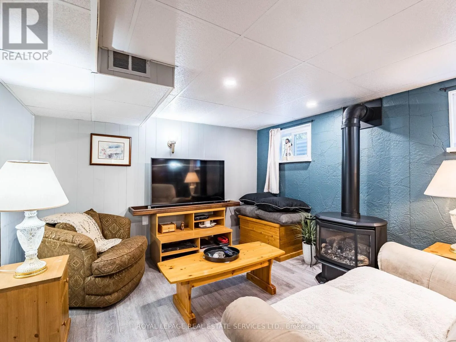 14 FINCHLEY CRESCENT