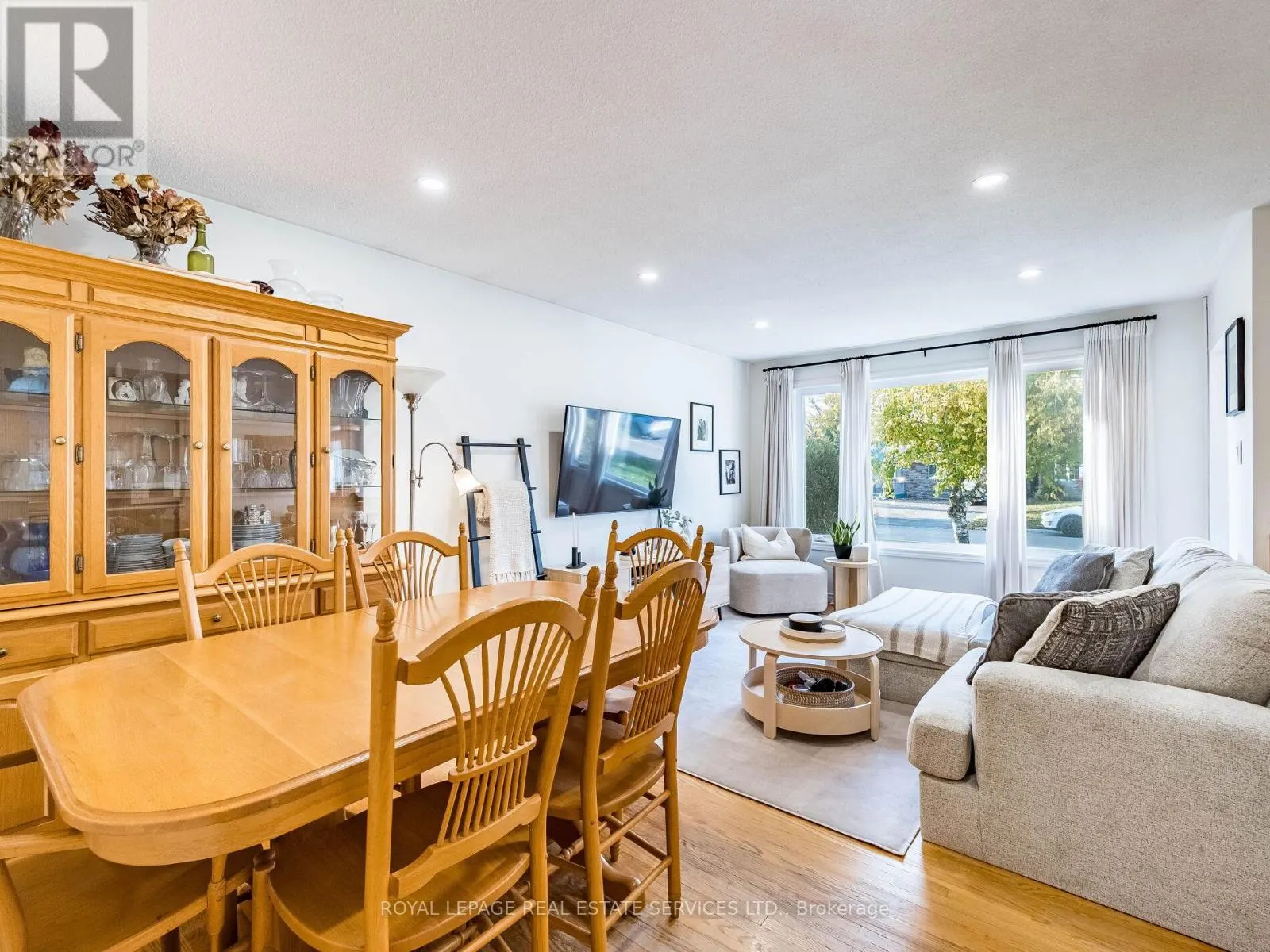 14 FINCHLEY CRESCENT