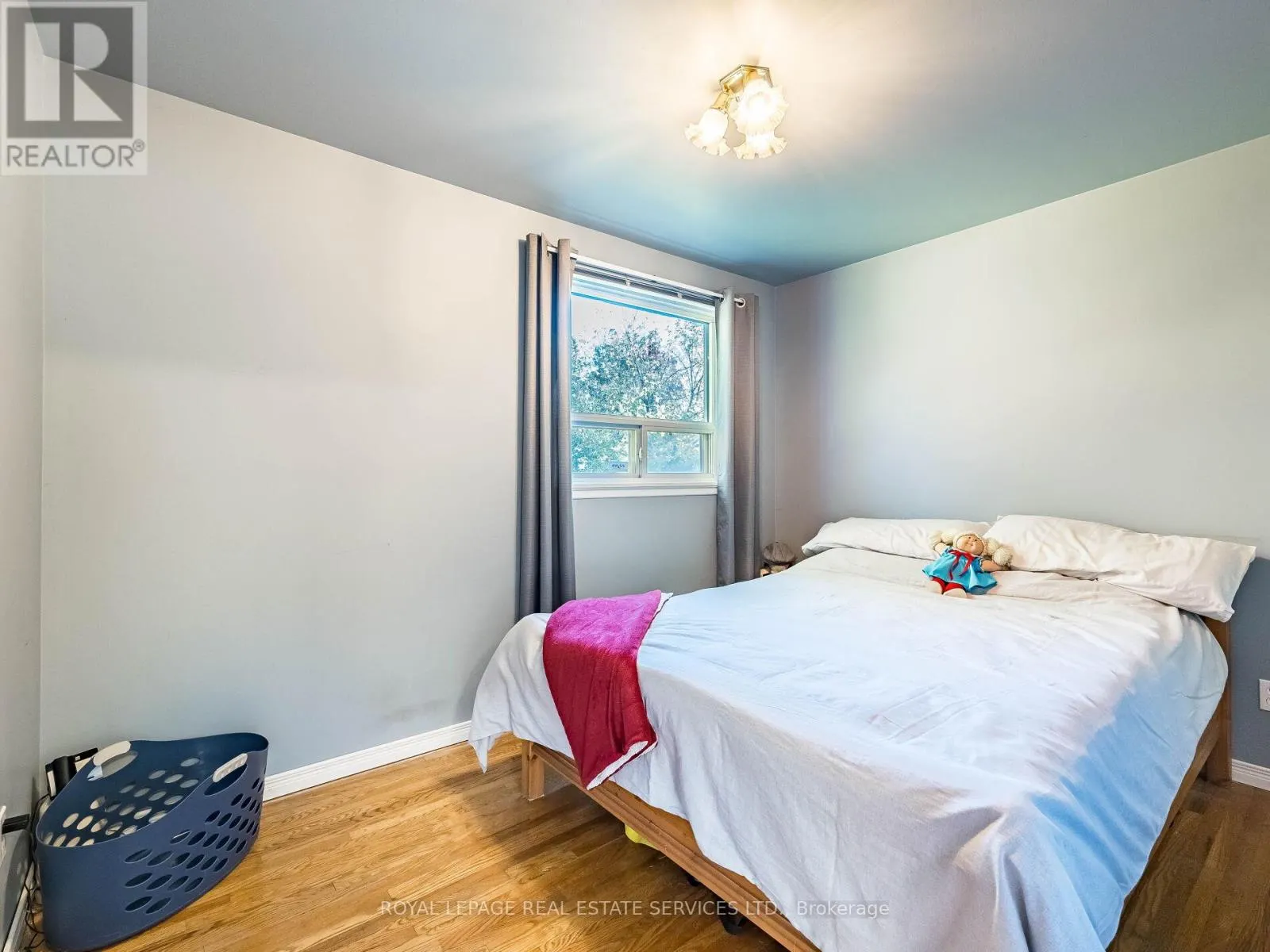 14 FINCHLEY CRESCENT