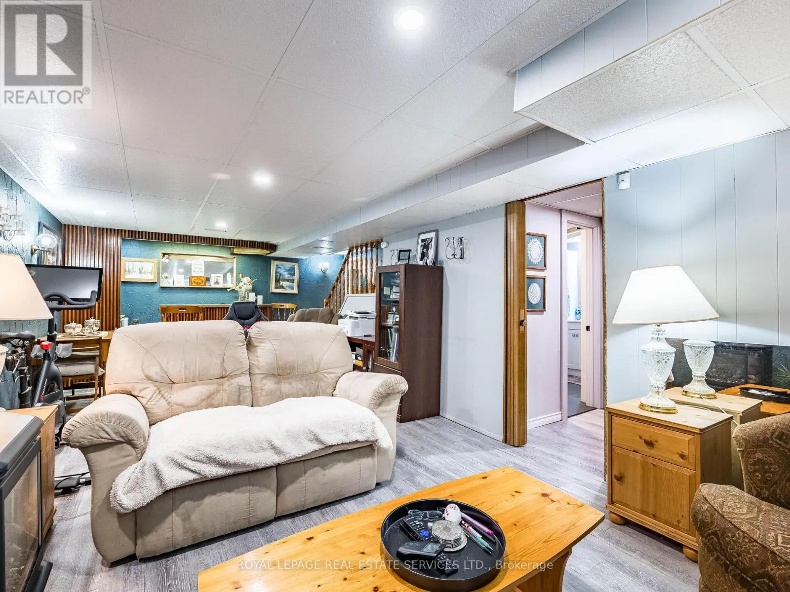 14 FINCHLEY CRESCENT