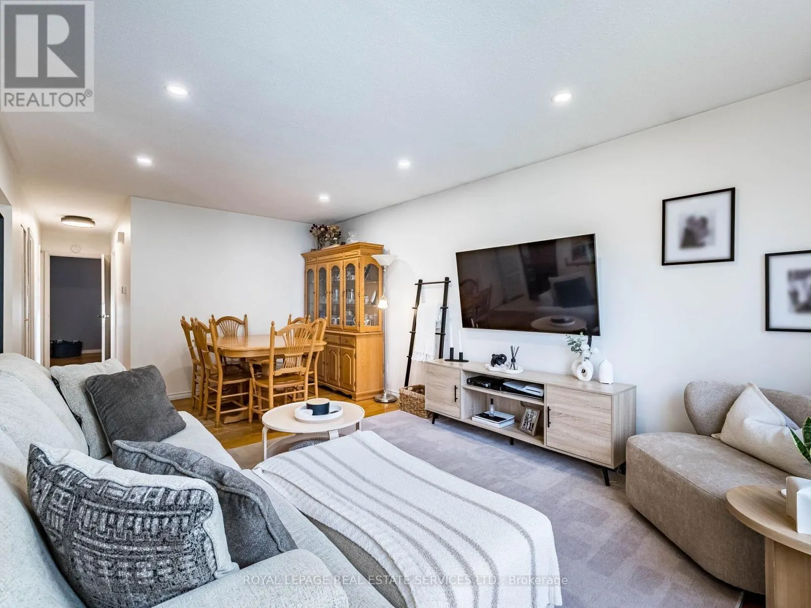 14 FINCHLEY CRESCENT