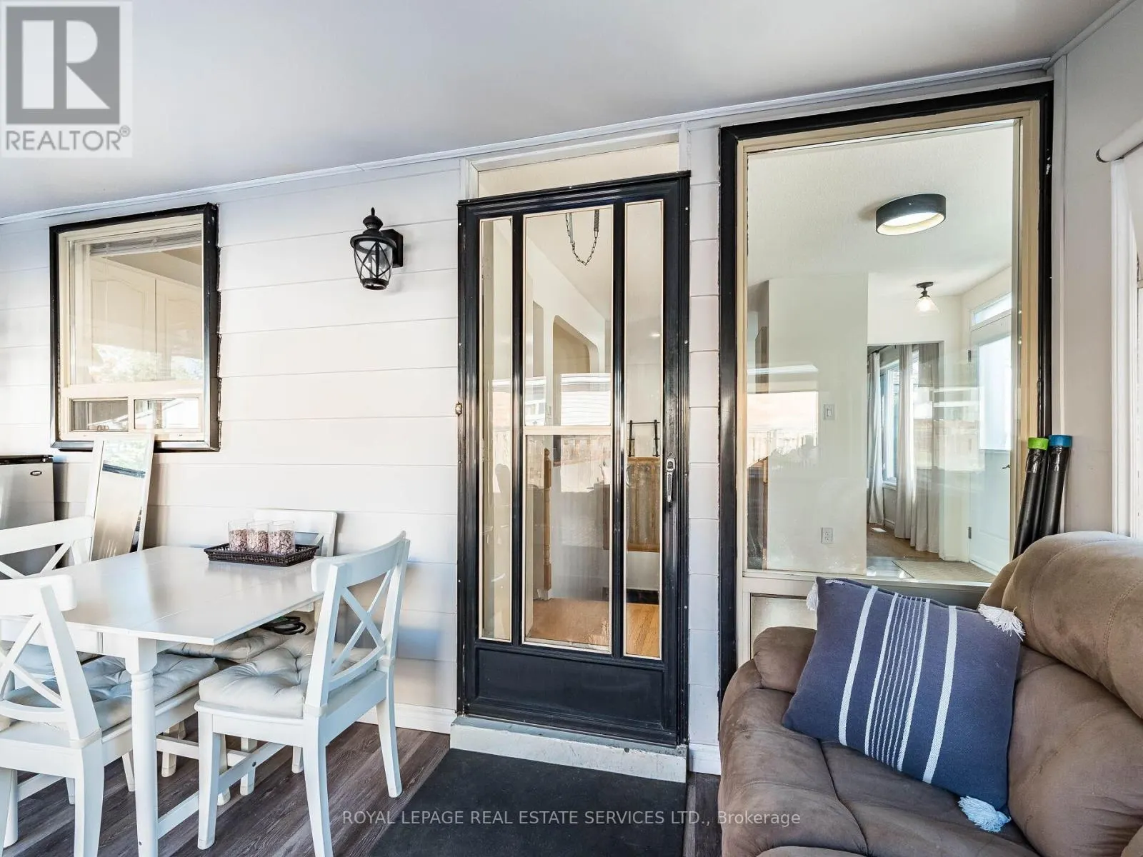 14 FINCHLEY CRESCENT