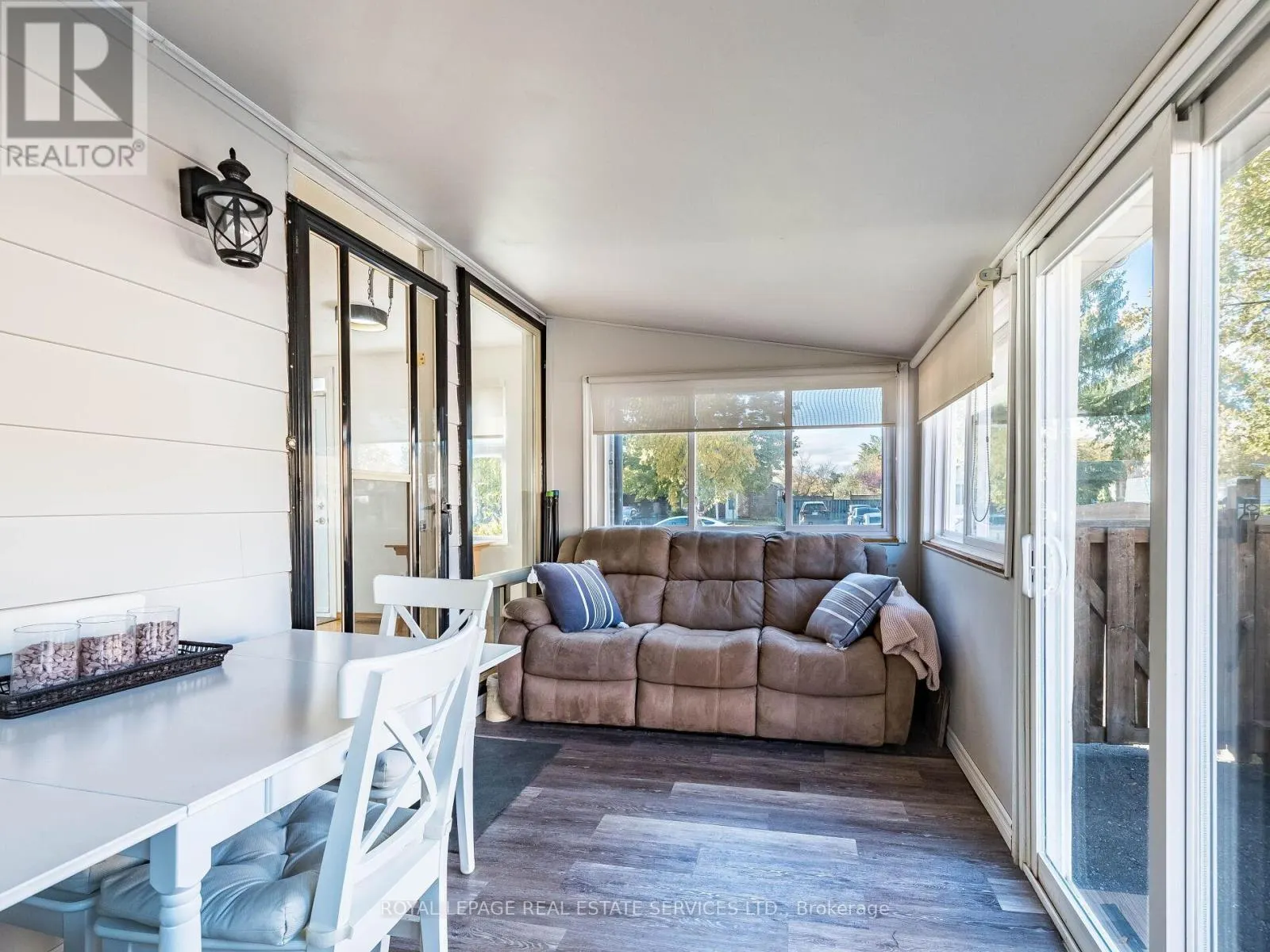 14 FINCHLEY CRESCENT