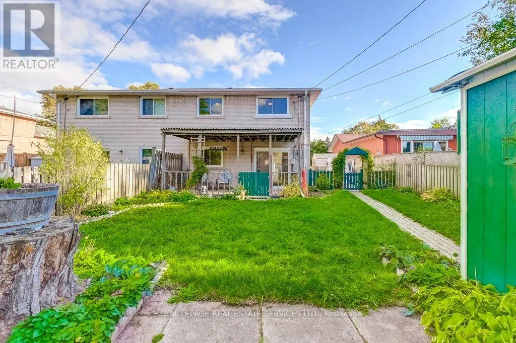 1232 NAPIER CRESCENT