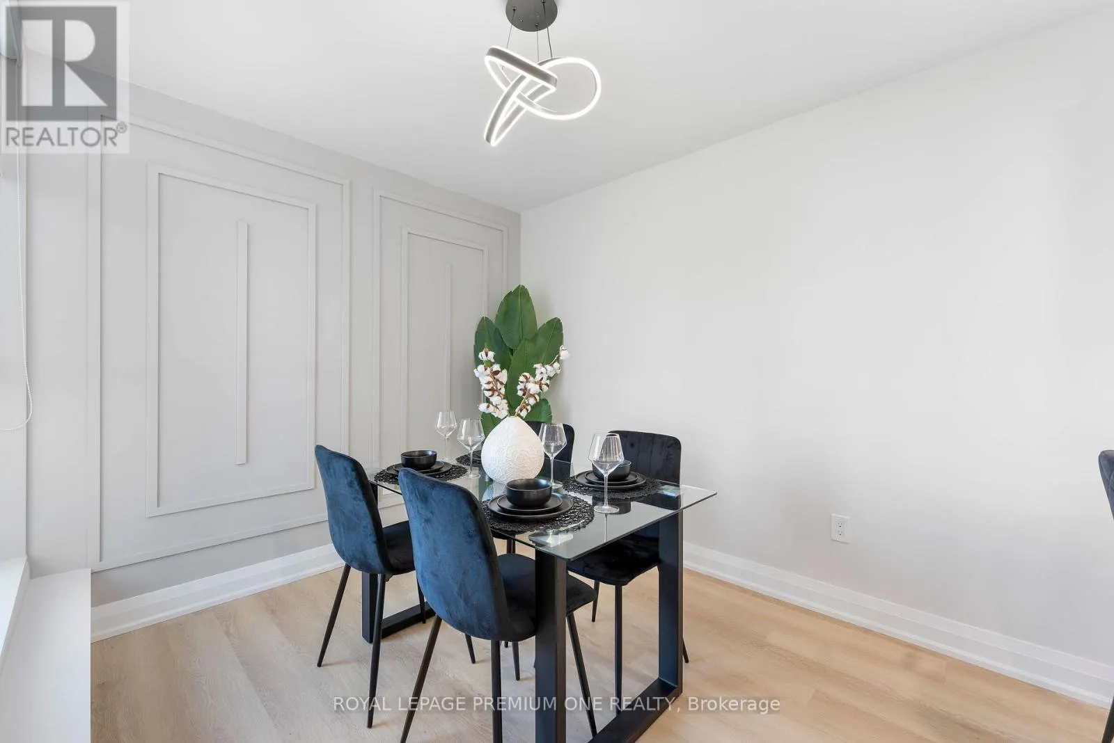 608 - 60 SOUTHPORT STREET