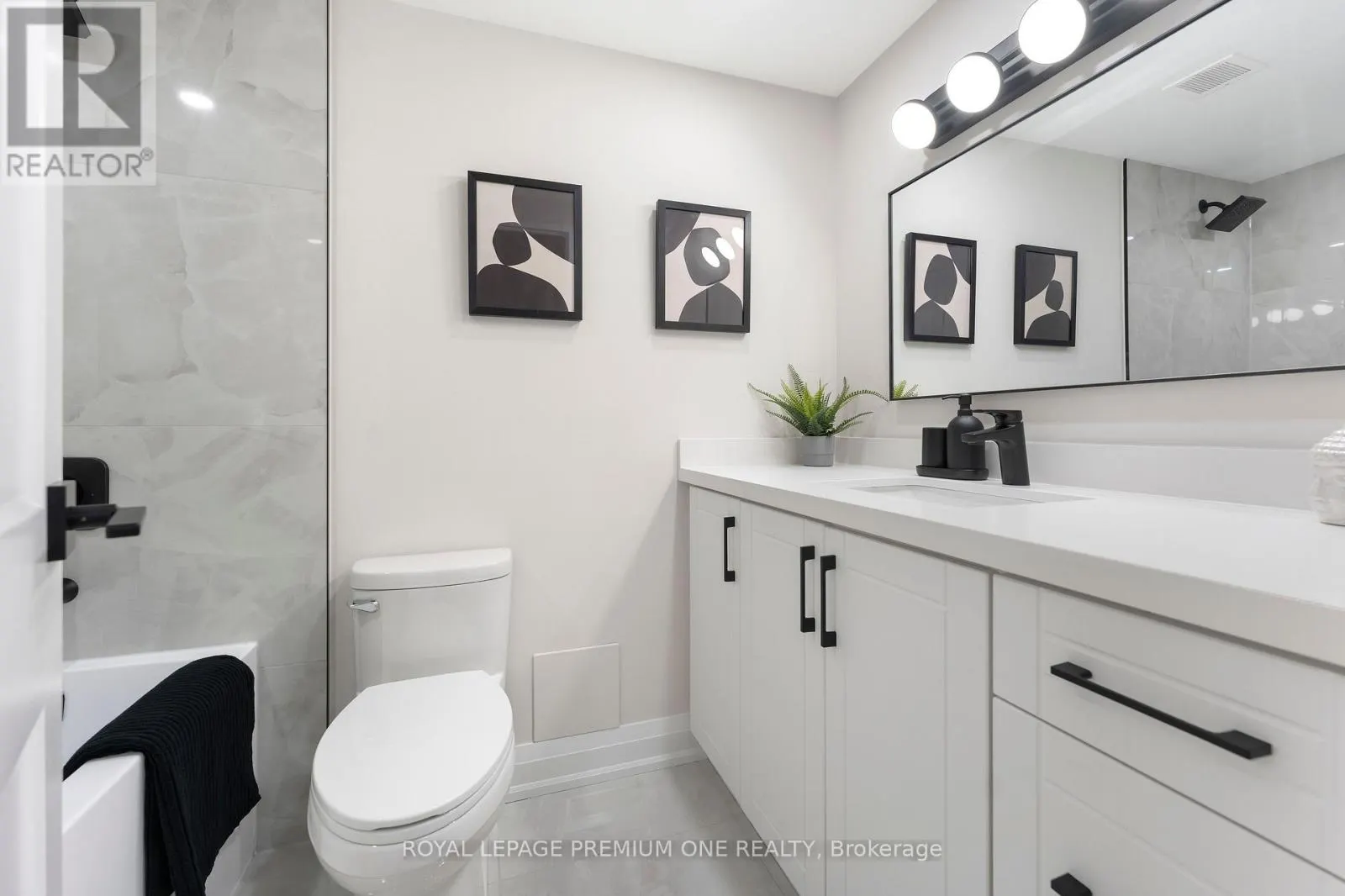 608 - 60 SOUTHPORT STREET