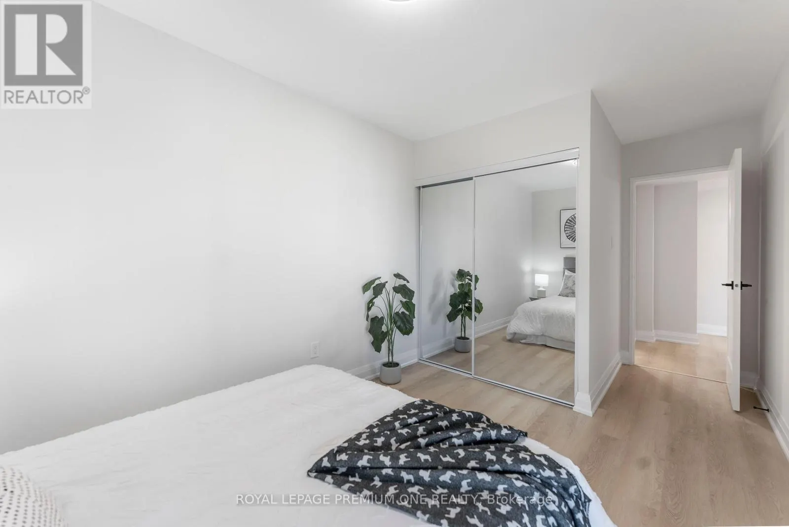 608 - 60 SOUTHPORT STREET