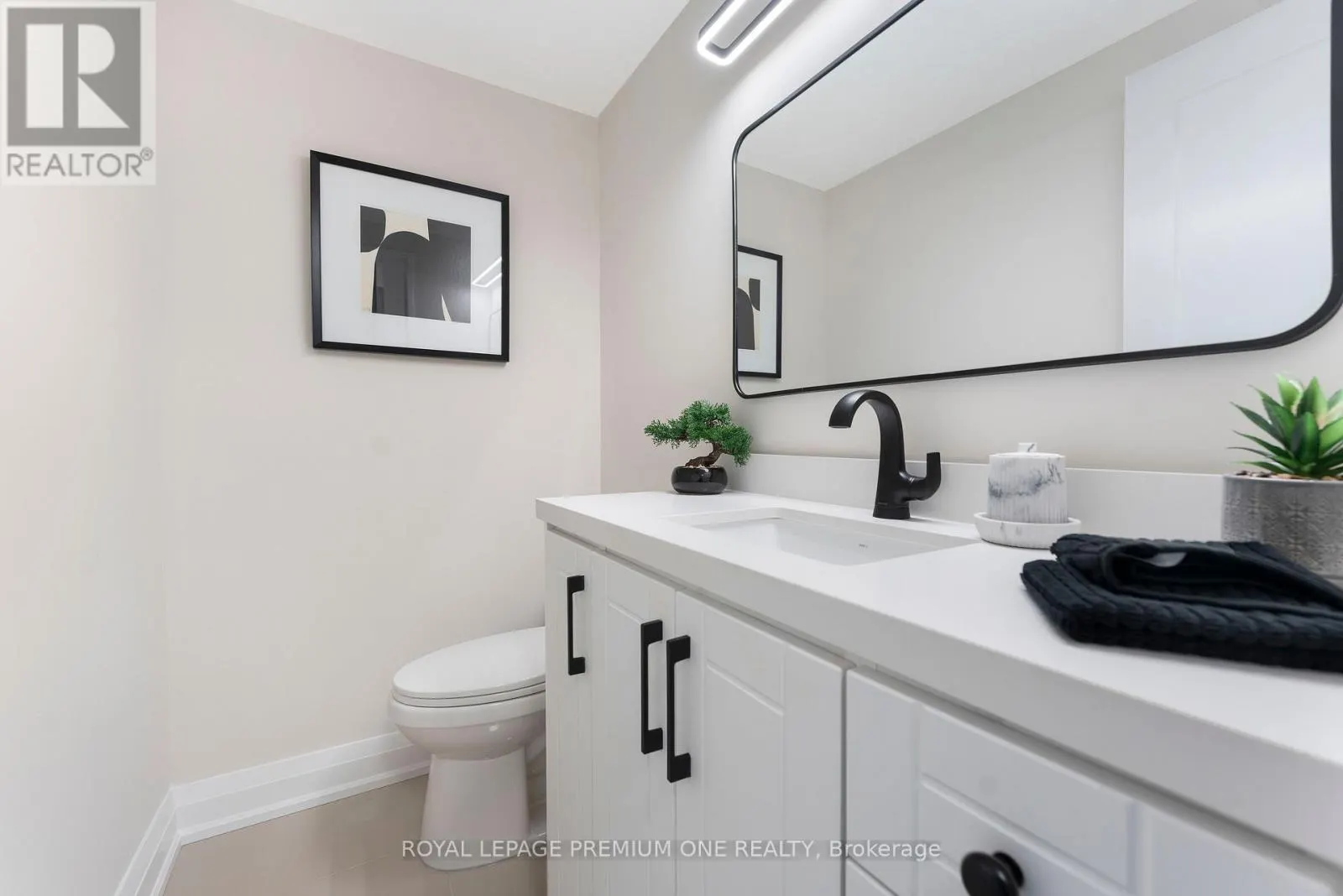 608 - 60 SOUTHPORT STREET