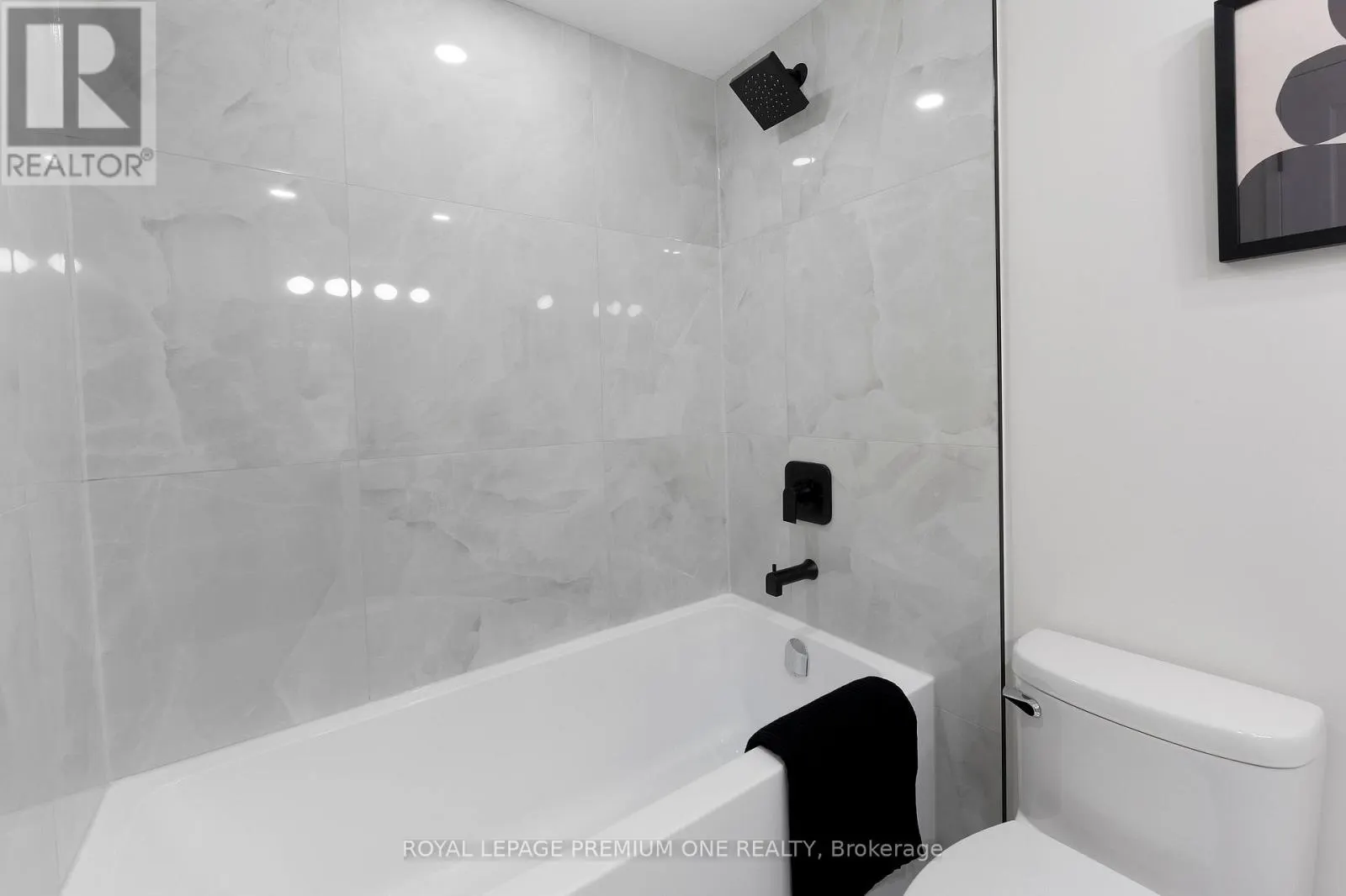 608 - 60 SOUTHPORT STREET