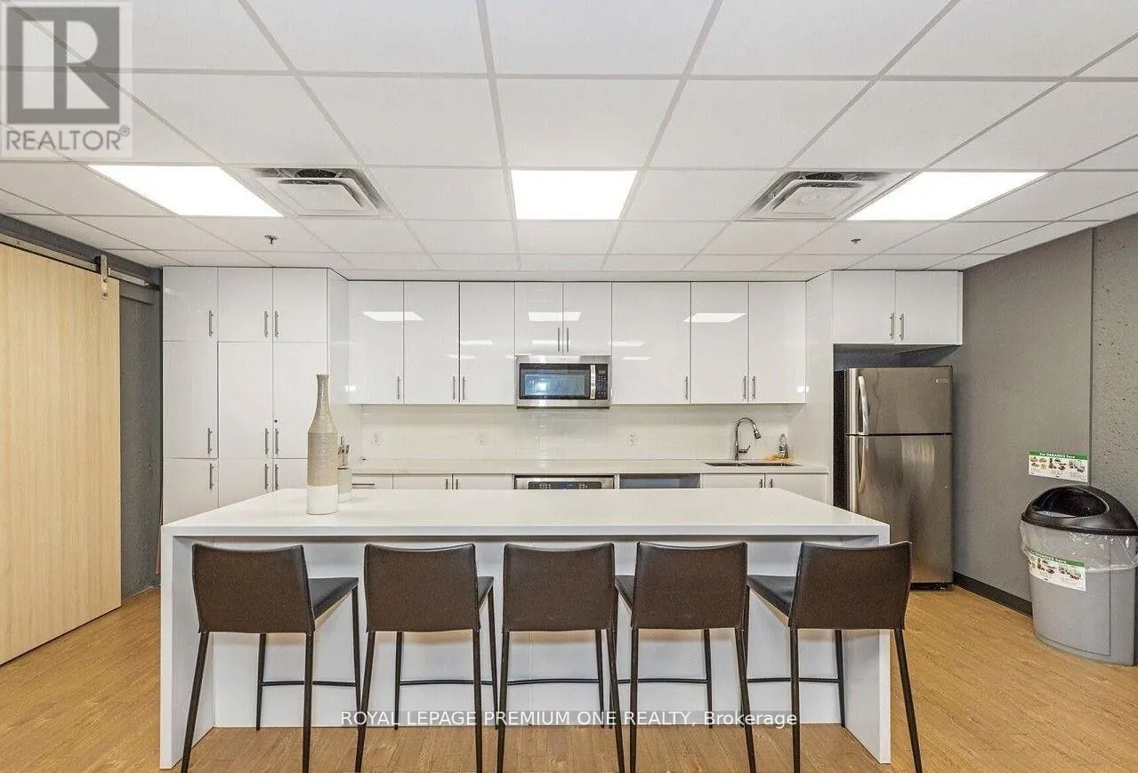 608 - 60 SOUTHPORT STREET