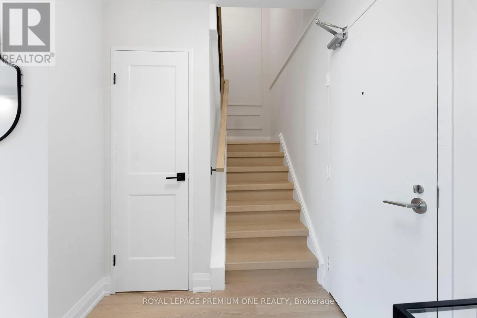 608 - 60 SOUTHPORT STREET