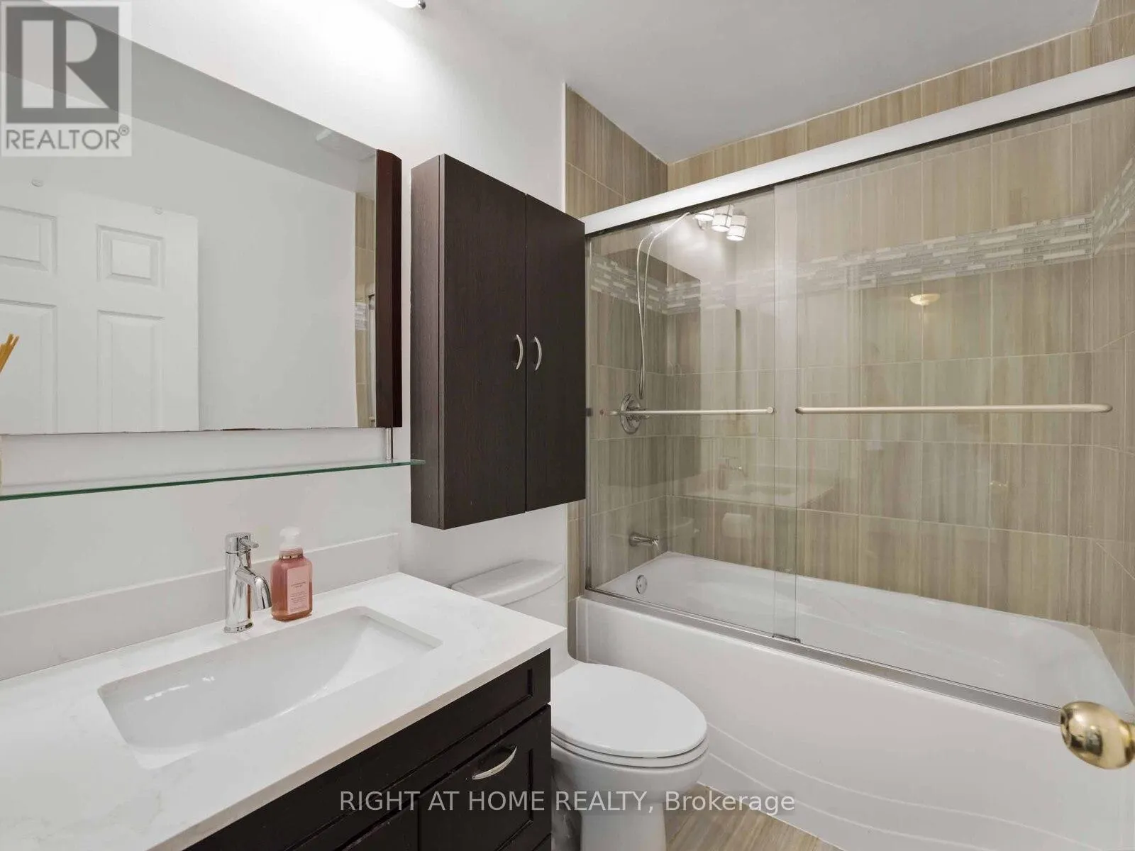 28 - 120 FALCONER DRIVE