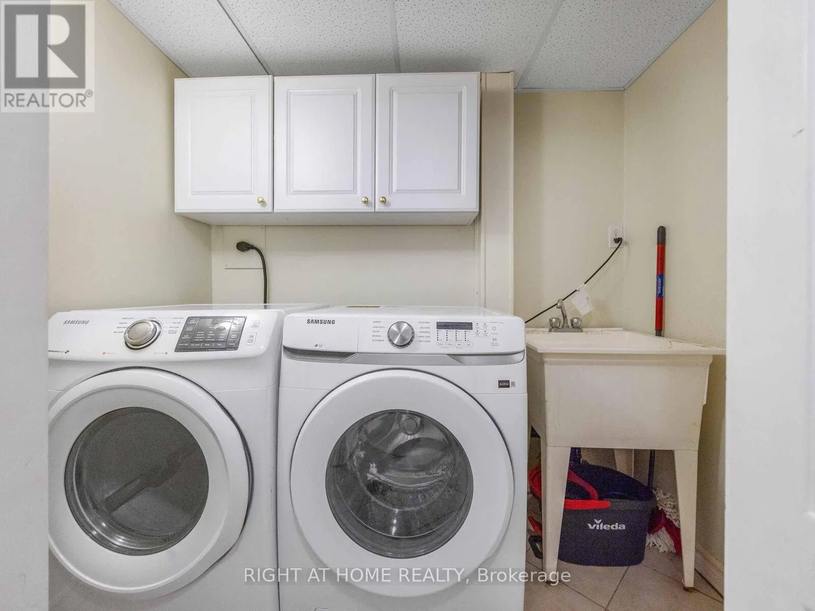 28 - 120 FALCONER DRIVE