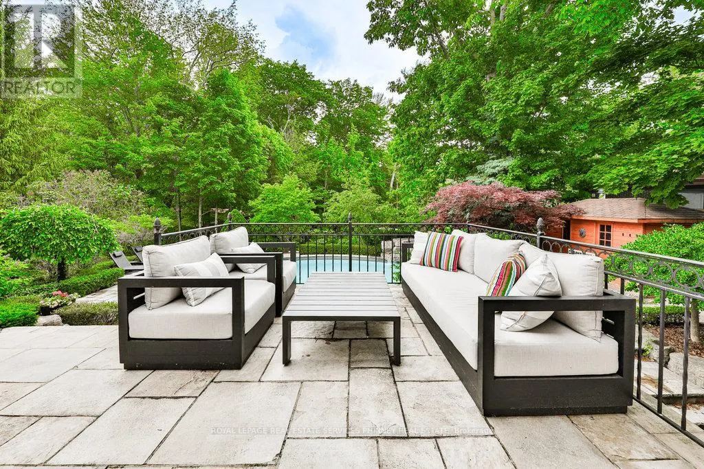 1257 TECUMSEH PARK DRIVE