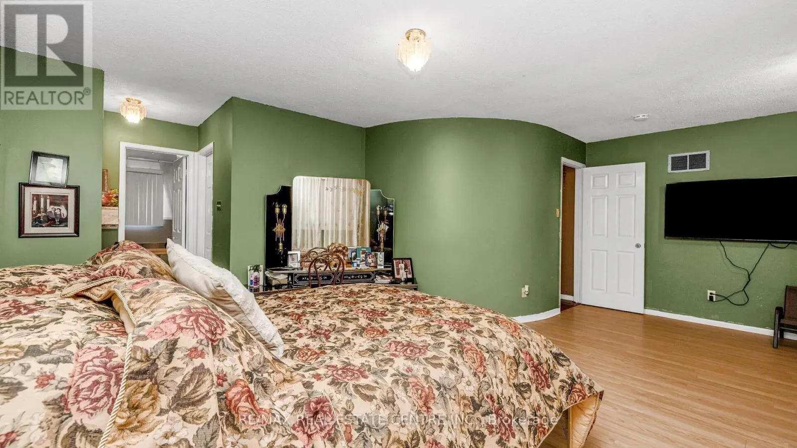 4489 WEYMOUTH COMMONS CRESCENT