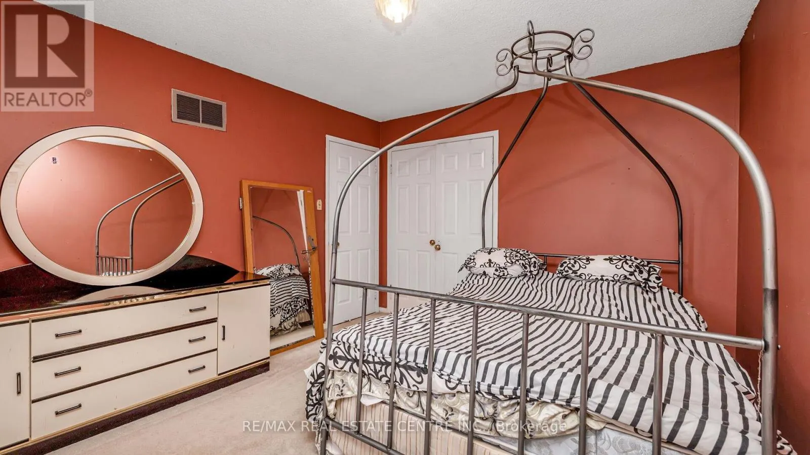 4489 WEYMOUTH COMMONS CRESCENT