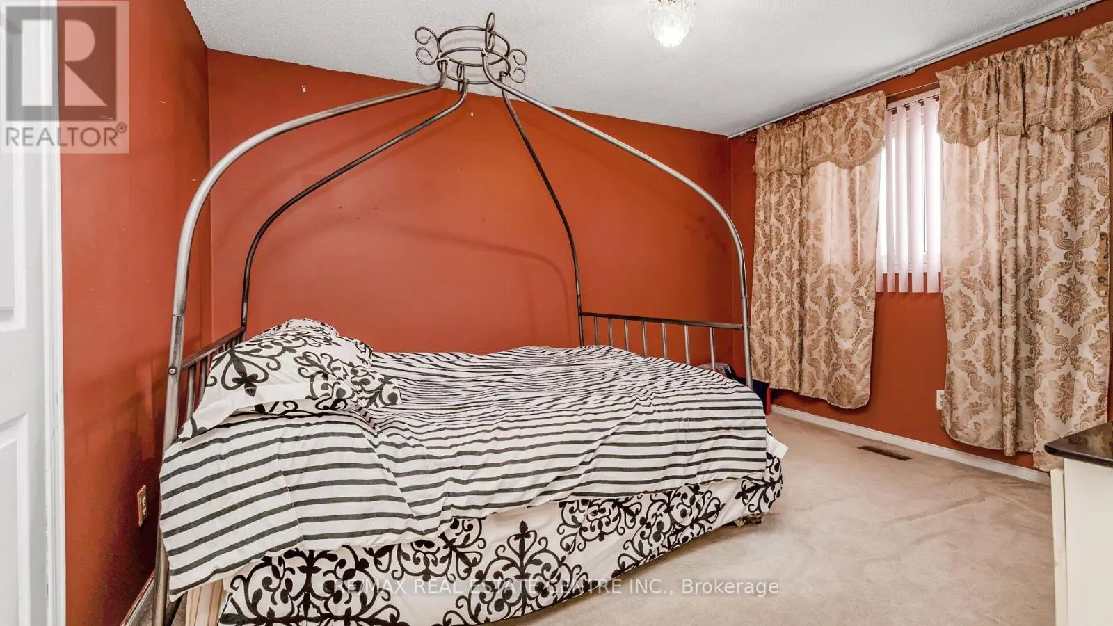 4489 WEYMOUTH COMMONS CRESCENT