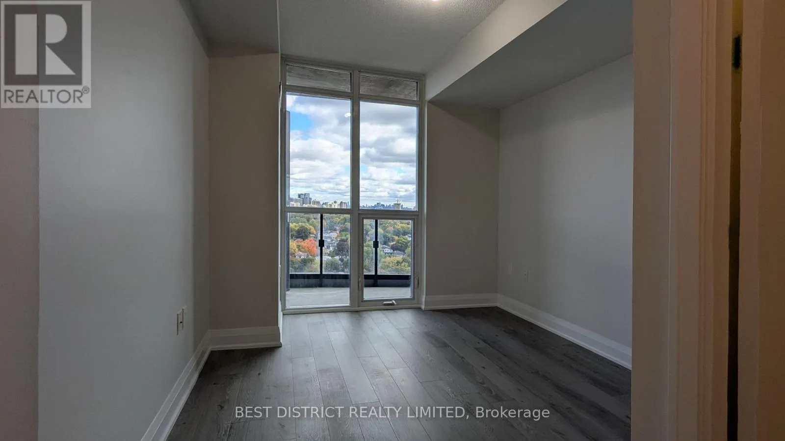 1501 - 9 VALHALLA INN ROAD