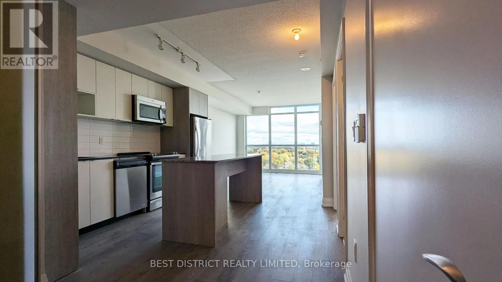 1501 - 9 VALHALLA INN ROAD