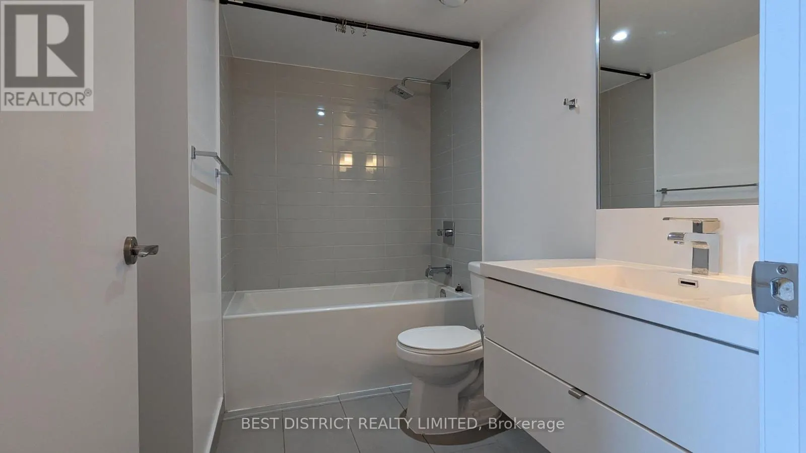 1501 - 9 VALHALLA INN ROAD