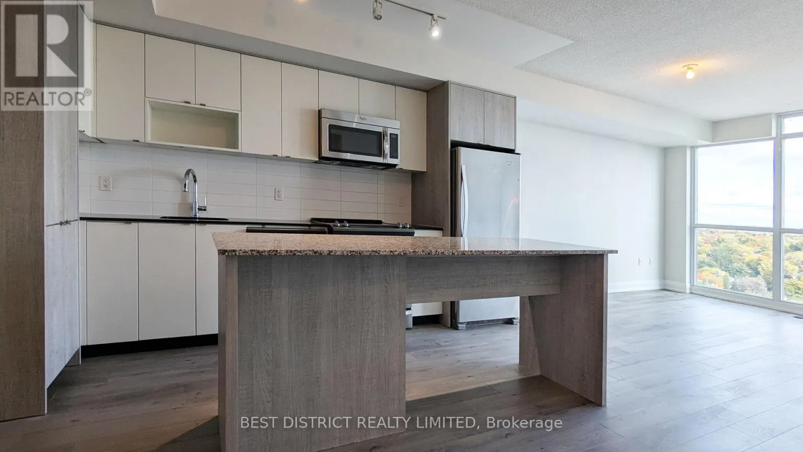 1501 - 9 VALHALLA INN ROAD