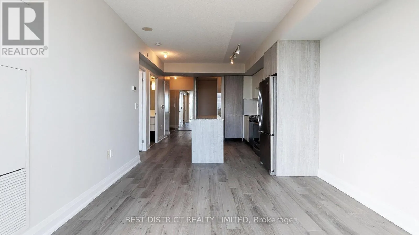 1501 - 9 VALHALLA INN ROAD