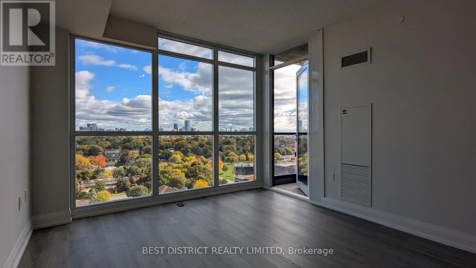 1501 - 9 VALHALLA INN ROAD