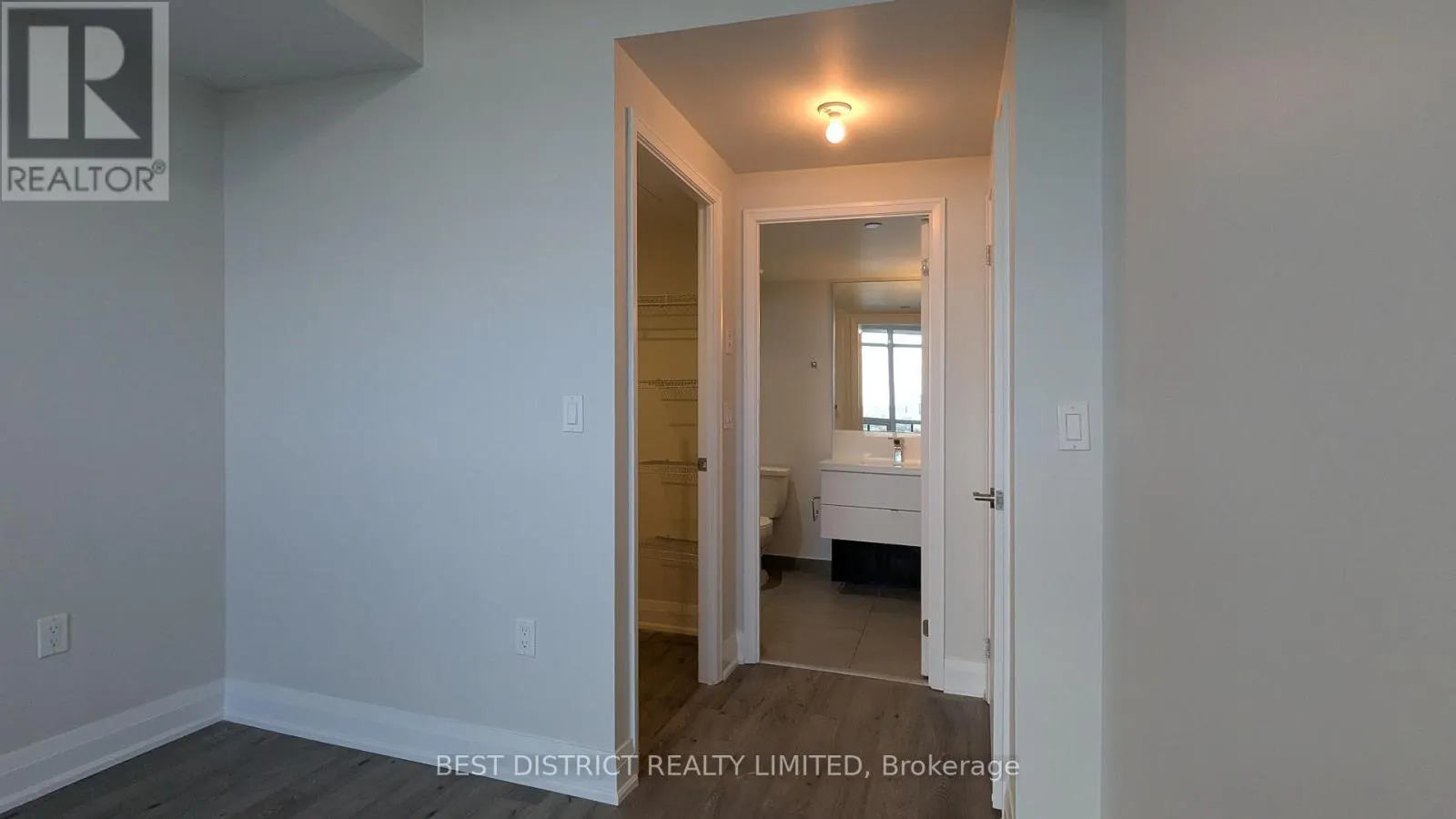 1501 - 9 VALHALLA INN ROAD