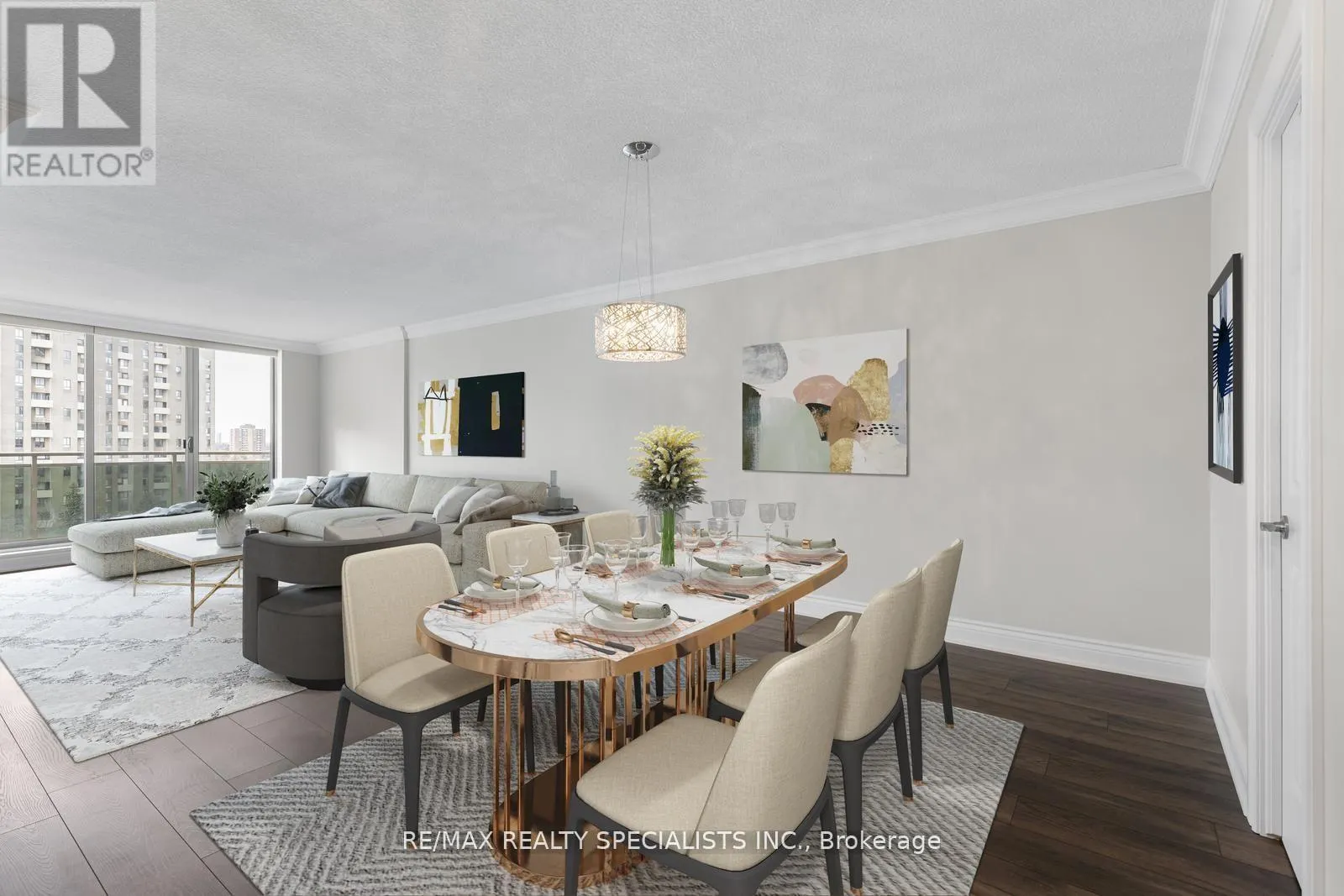 803 - 820 BURNHAMTHORPE ROAD