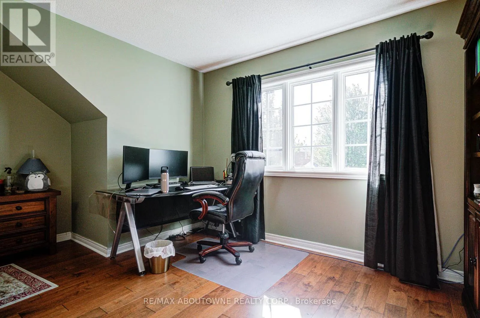 2193 MEADOWLAND DRIVE