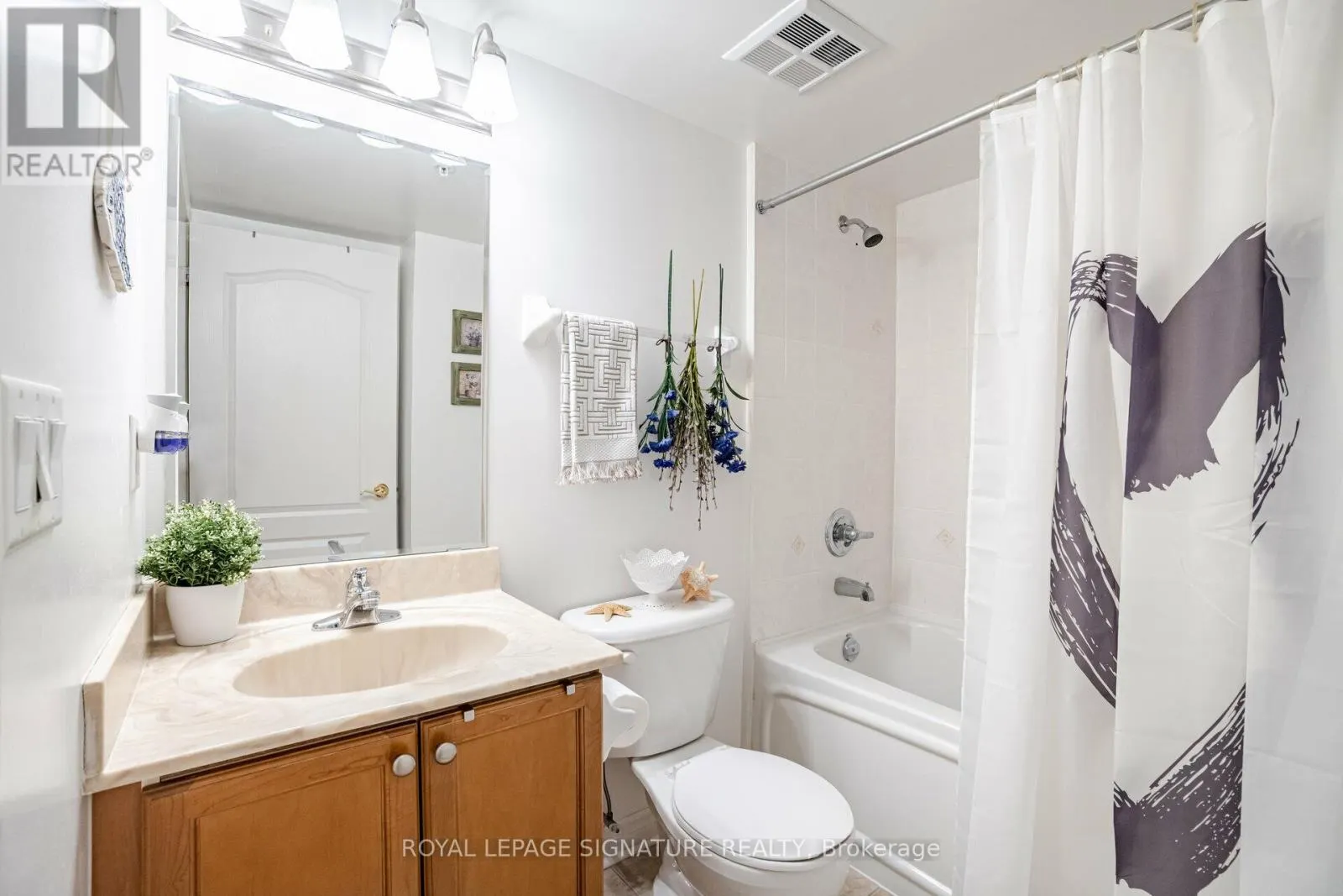 1508 - 350 PRINCESS ROYAL DRIVE