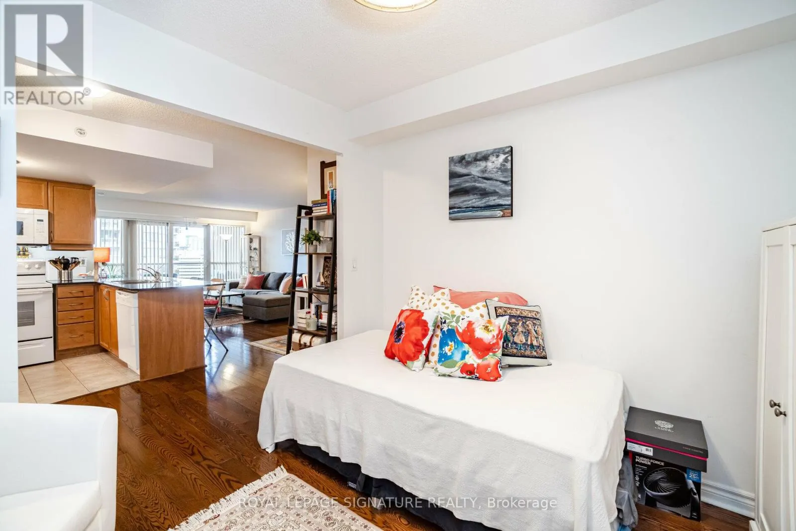 1508 - 350 PRINCESS ROYAL DRIVE