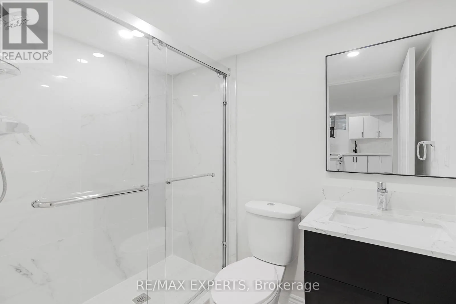 1358 LOBELIA CRESCENT