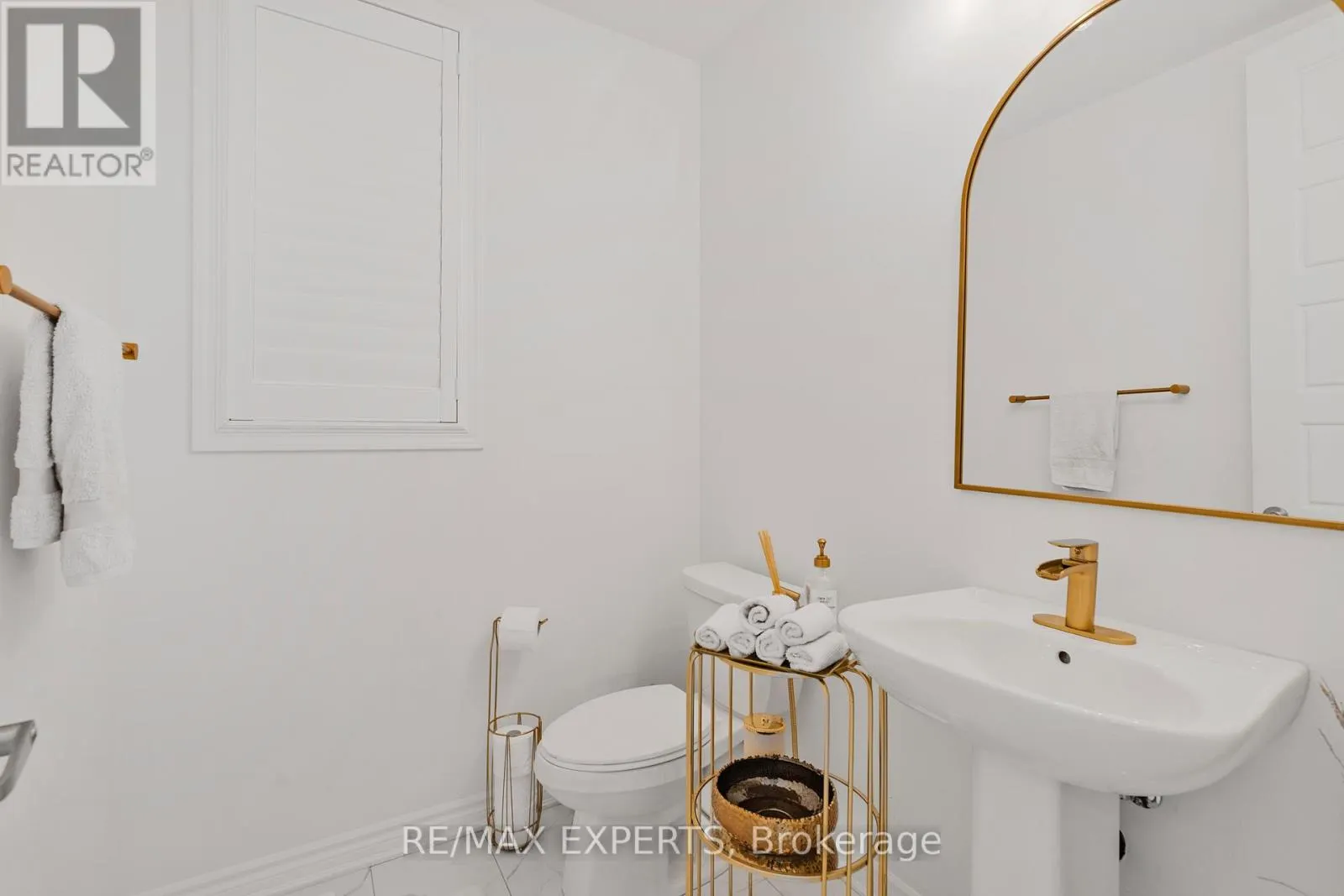 1358 LOBELIA CRESCENT