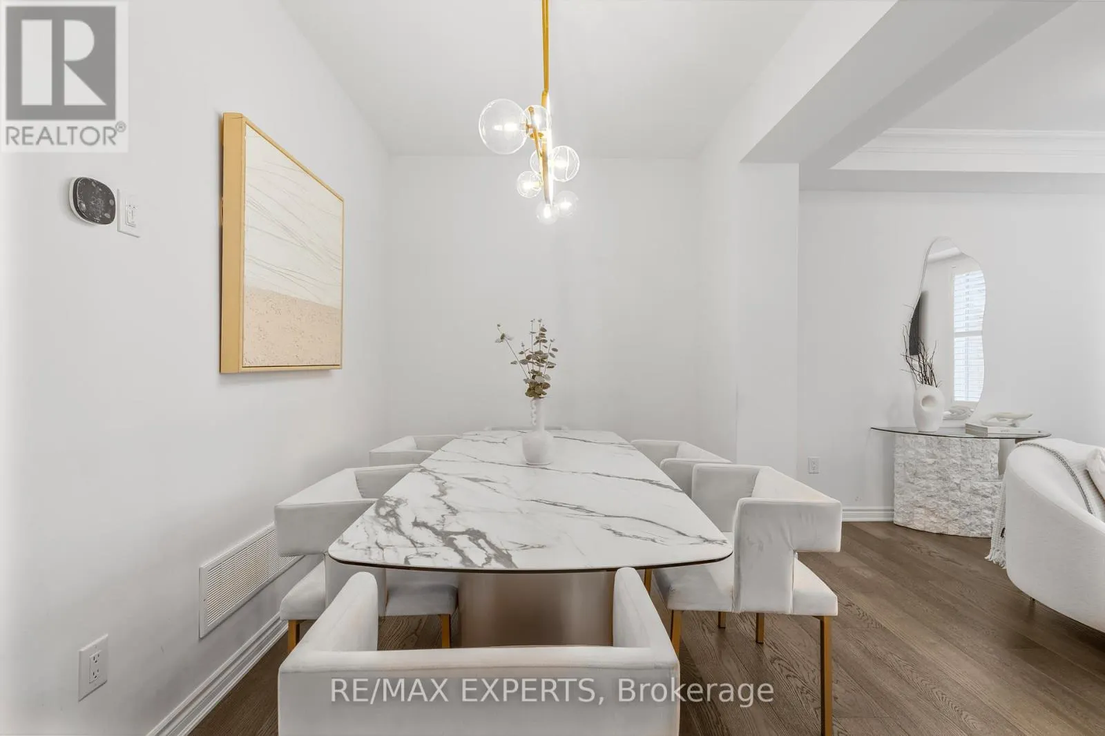 1358 LOBELIA CRESCENT