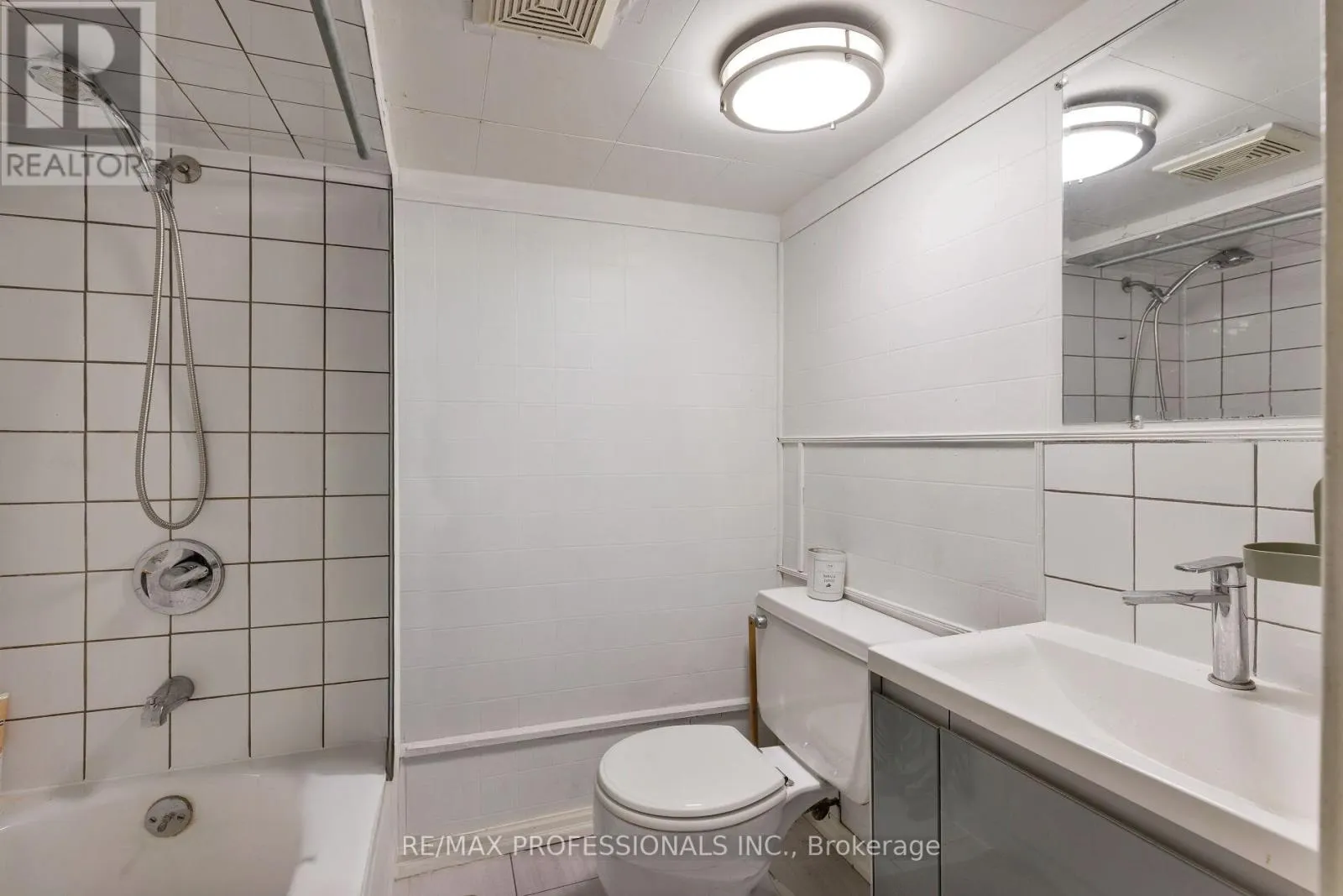 176 SYMINGTON AVENUE