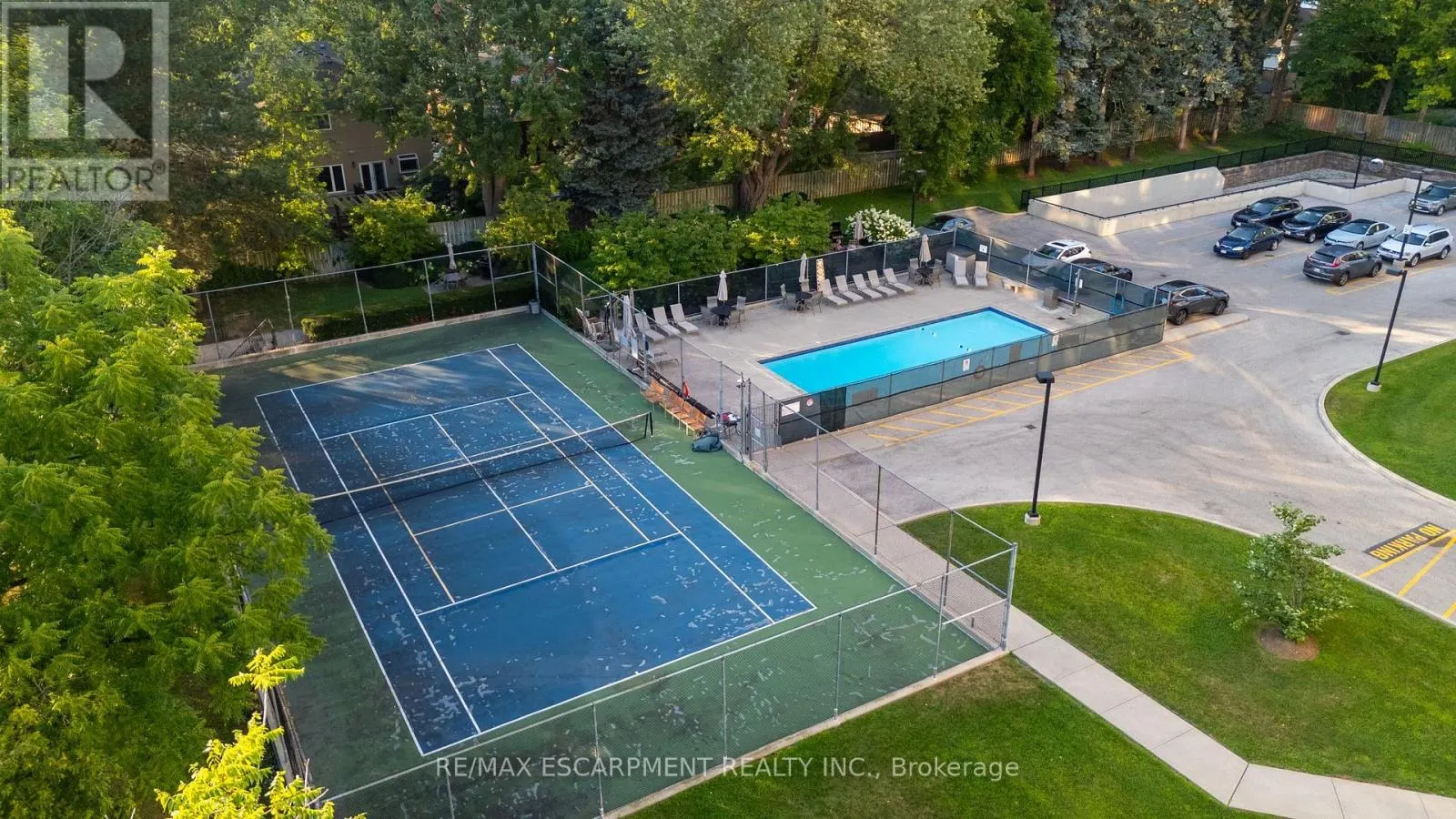 302 - 1201 NORTH SHORE BOULEVARD E