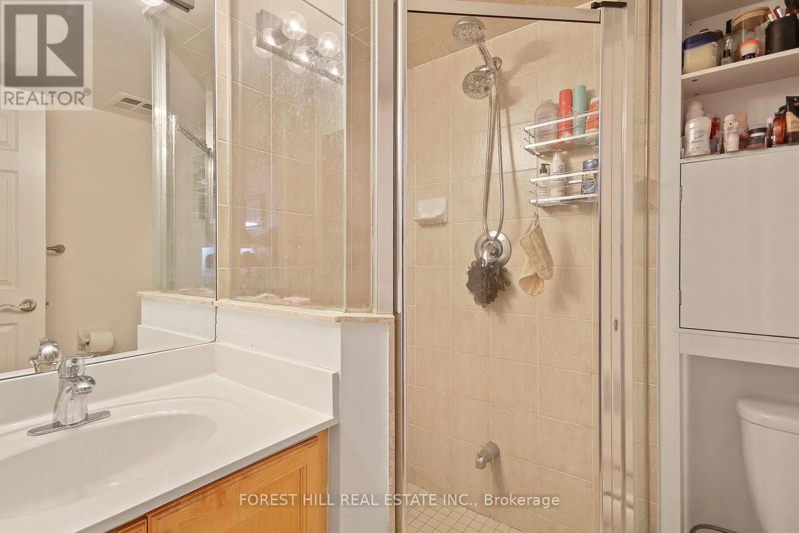 1029 - 5233 DUNDAS STREET W