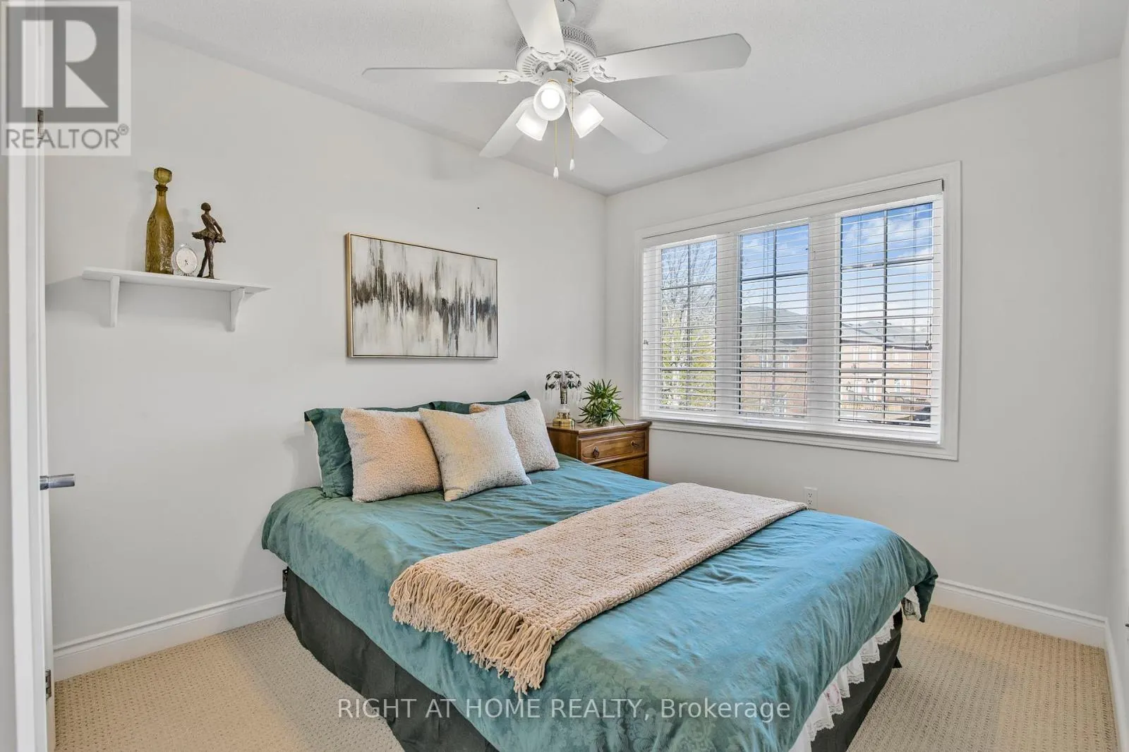 3351 HAYHURST CRESCENT