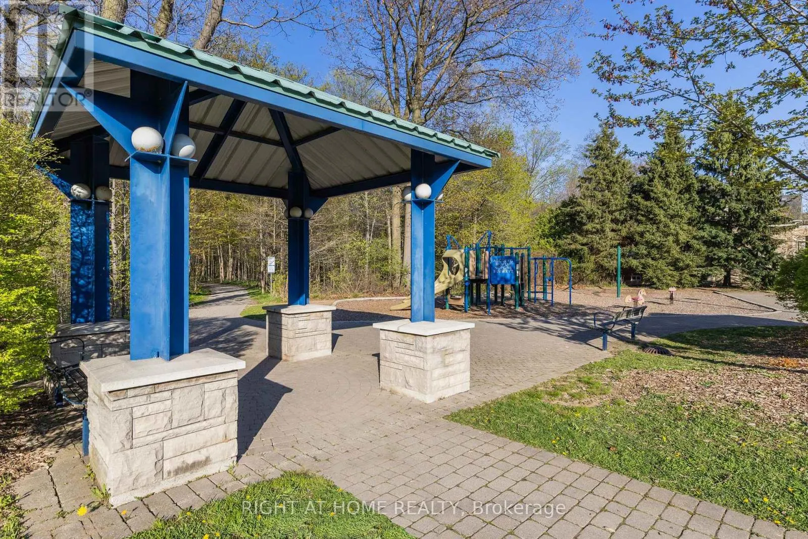 3351 HAYHURST CRESCENT