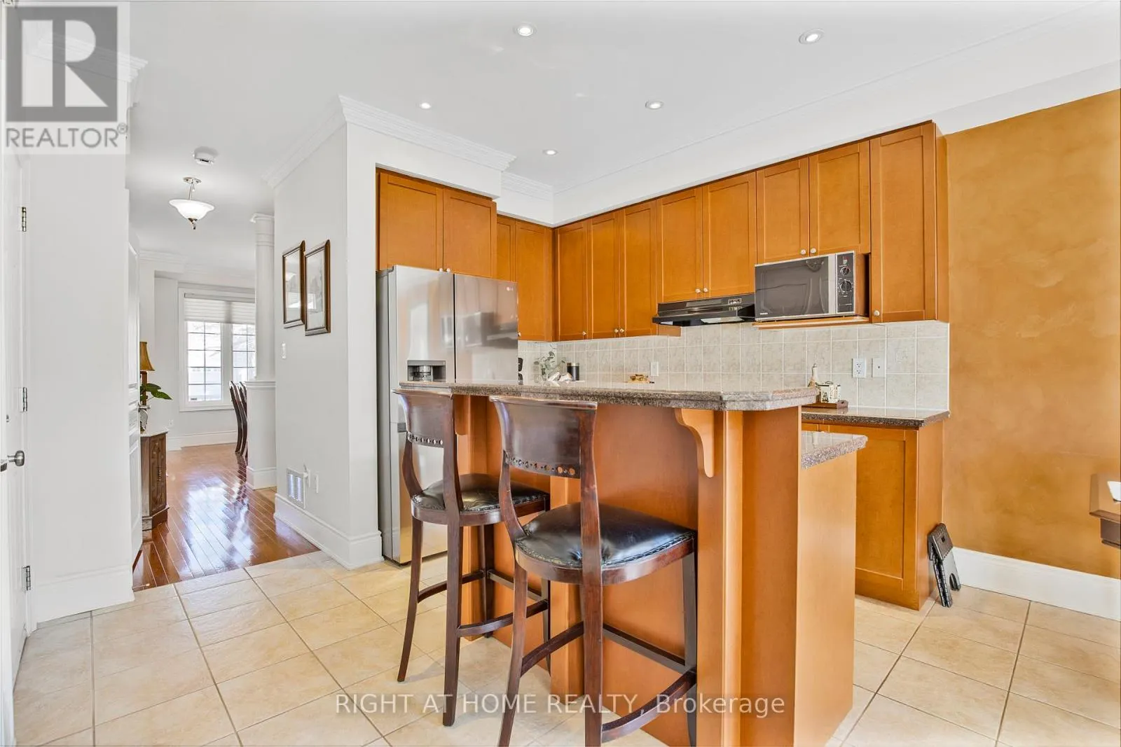 3351 HAYHURST CRESCENT