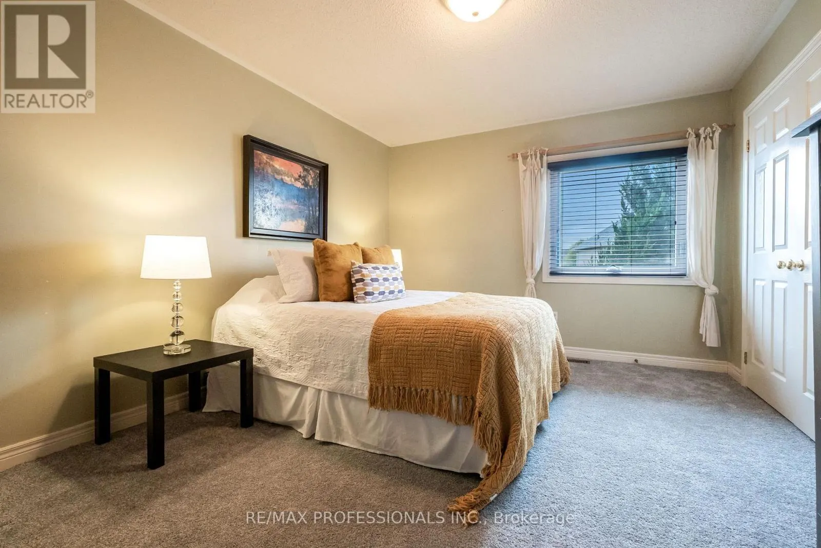 65 HICKORYBUSH AVENUE