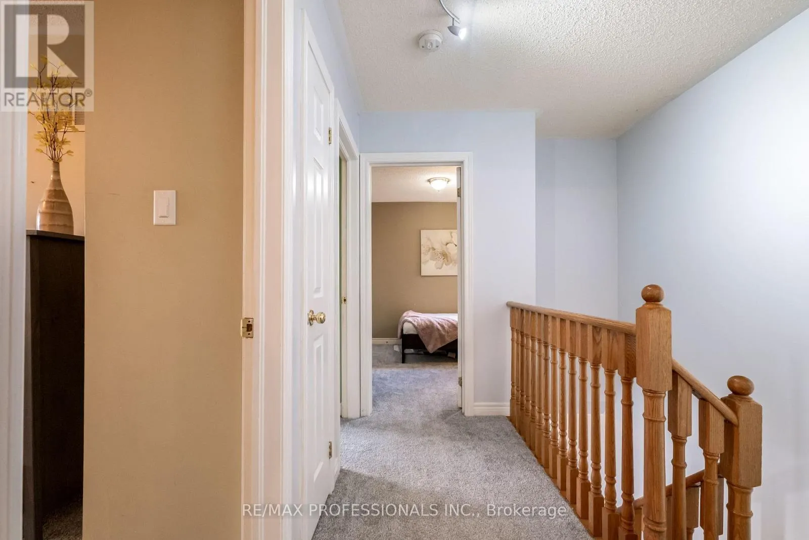 65 HICKORYBUSH AVENUE