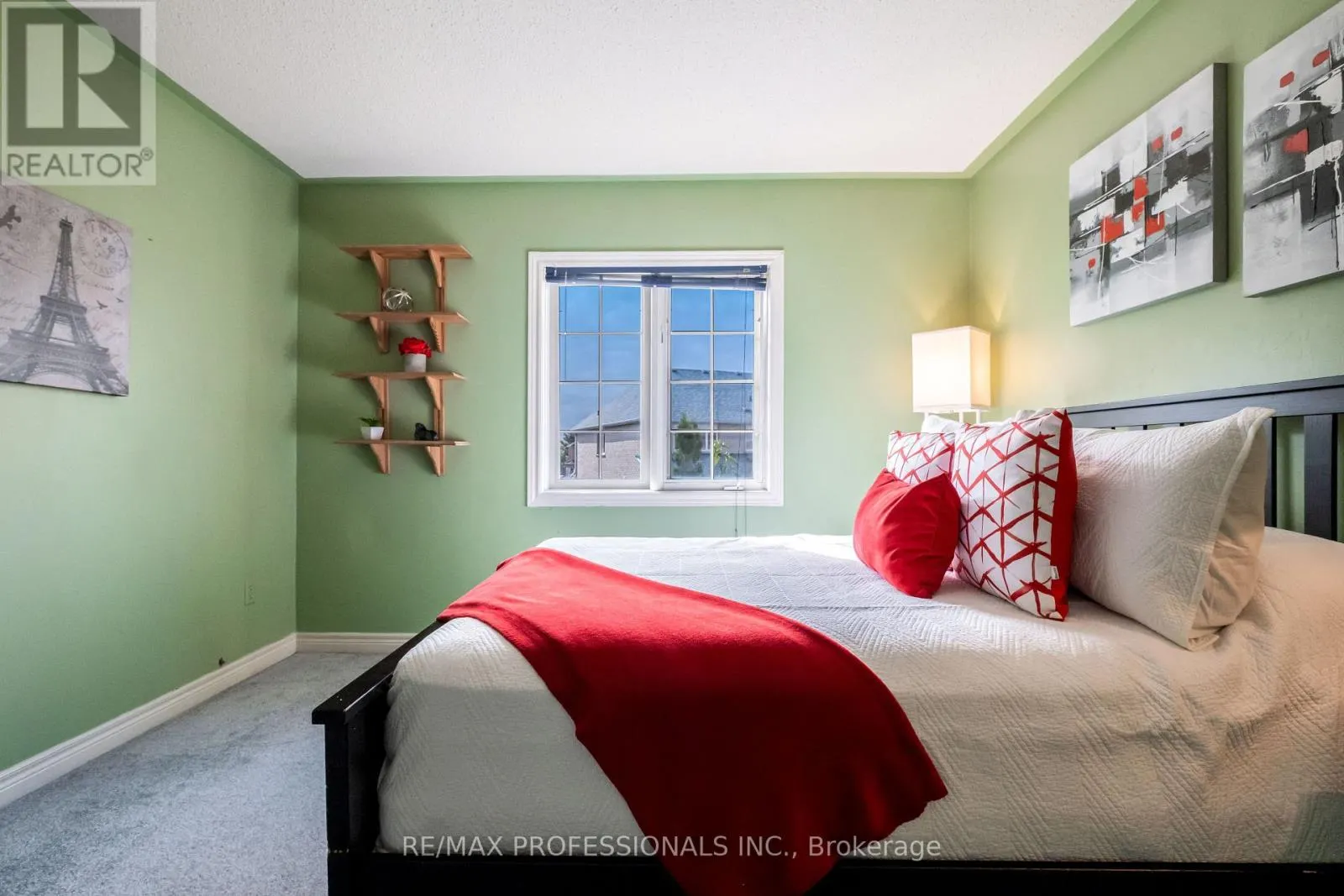 65 HICKORYBUSH AVENUE